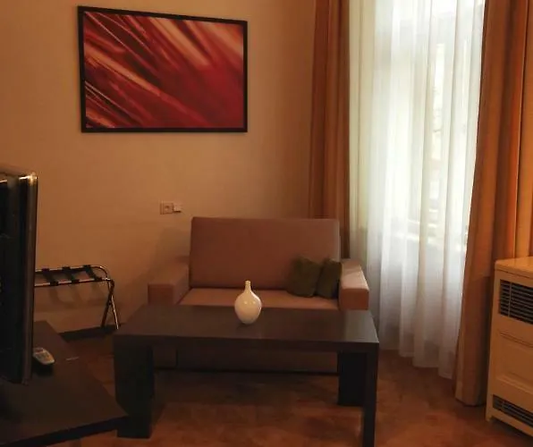 Aparthotel Golden Angel By Adrez 4*