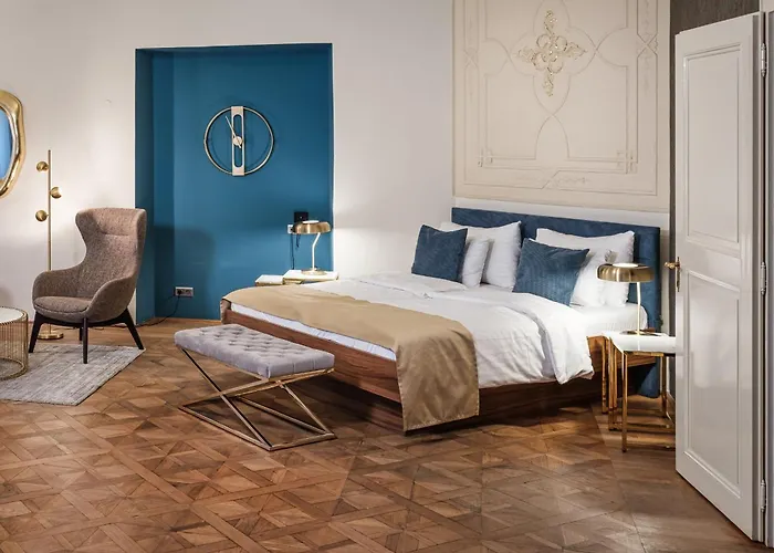 Golden Angel By Adrez Apartahotel