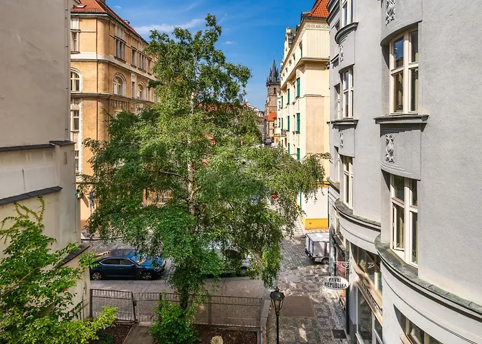 Apartahotel Golden Angel By Adrez Praga