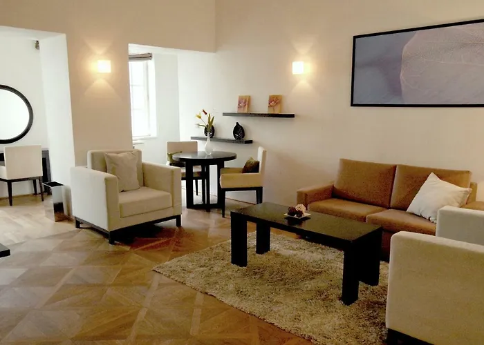 Apartahotel Golden Angel By Adrez Praga