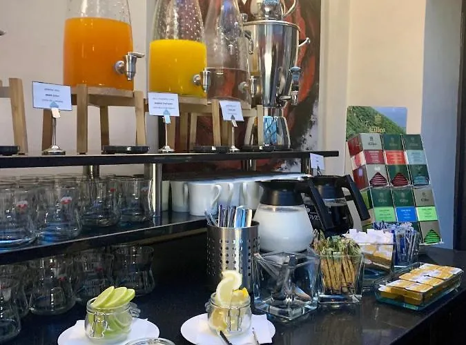 Apartahotel Golden Angel By Adrez