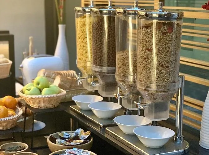 Golden Angel By Adrez Apartahotel 4*