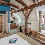 Apart Otel Golden Angel By Adrez Prag