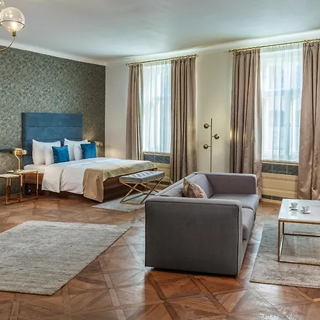 Golden Angel By Residences 4* Praga