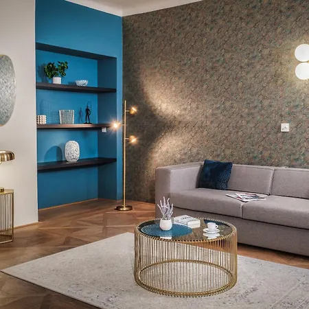 Golden Angel By Adrez アパートホテル プラハ