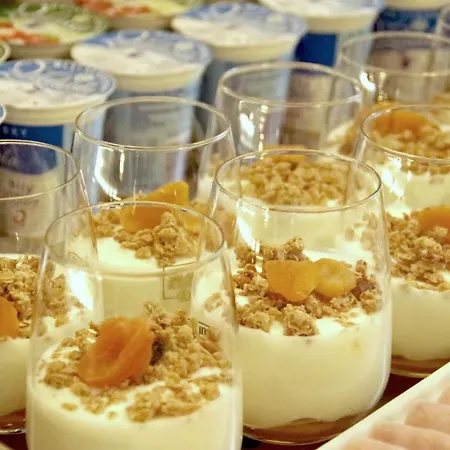 Golden Angel By Adrez 4* プラハ