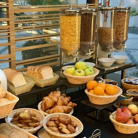 Golden Angel By Adrez アパートホテル プラハ